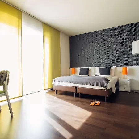 Harry's Linz-urfahr & 3*