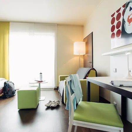 Hotel Harry's Linz-urfahr & 4*