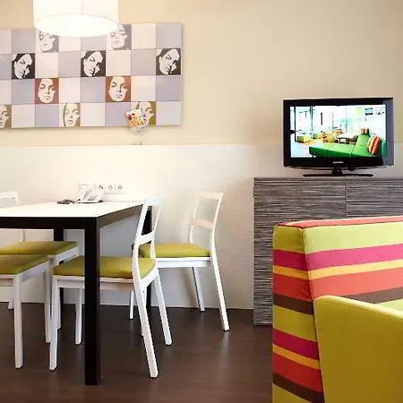 酒店 Harry's Linz-urfahr & 林茨